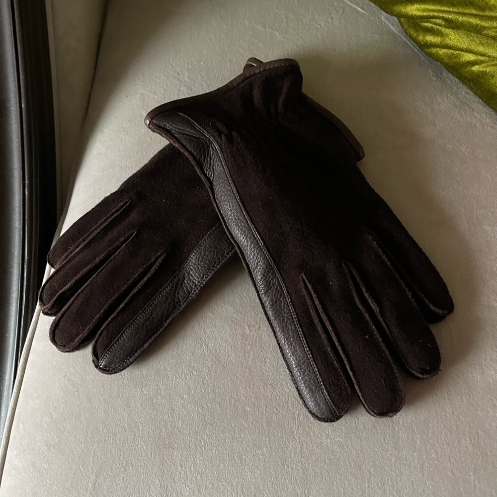 COPY - Never Worn IZOD Brown Suede Gloves